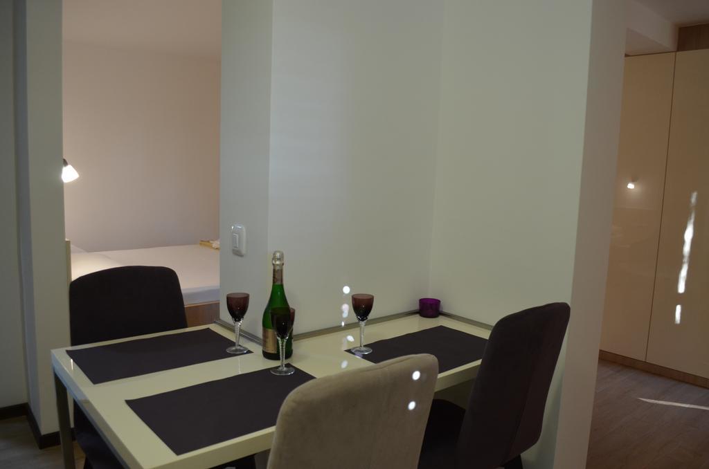 Apartments Tmv Dragovic Sveti Stefan Exterior foto